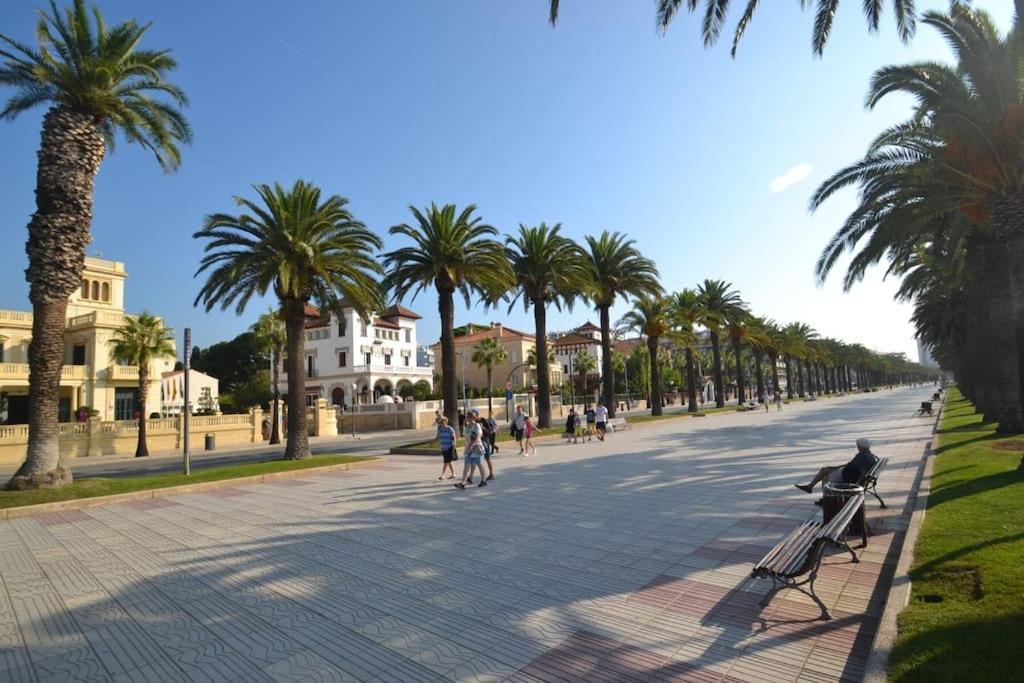 Bonito Apartamento Con Piscina Salou Exterior photo